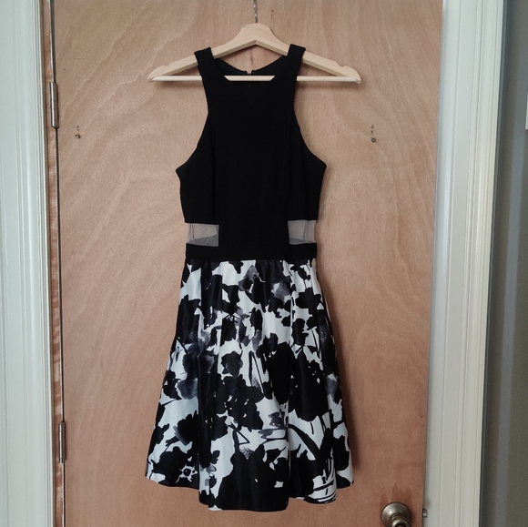 Black and white cocktail dress - Picture 4 of 10